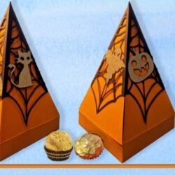 Caja piramide explosiva de Halloween