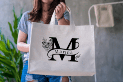 Butterfly-Garden-Monogram-Fonts-158489561-3-580x387